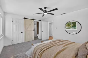 1056 Entrada Rd, Sacramento, CA 95864 - Photo 19