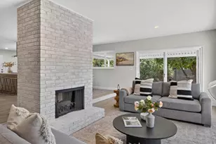 1056 Entrada Rd, Sacramento, CA 95864 - Photo 17