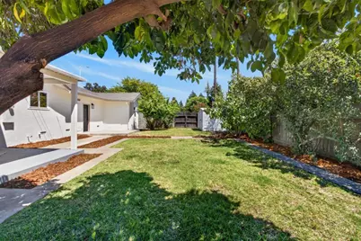 1056 Entrada Road, Sacramento, CA 95864 - Photo 33
