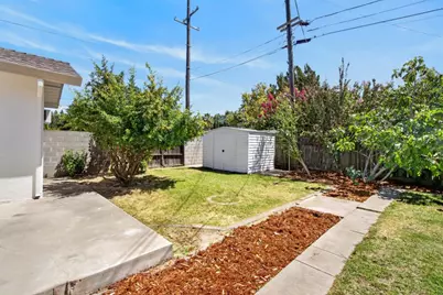 1056 Entrada Road, Sacramento, CA 95864 - Photo 35