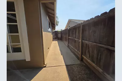 10237 Coloma Road, Rancho Cordova, CA 95670 - Photo 25
