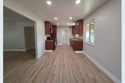 10237 Coloma Road, Rancho Cordova, CA 95670 - Photo 3