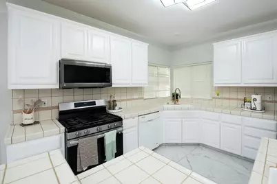 3200 Brookstone Drive, Turlock, CA 95382 - Photo 11