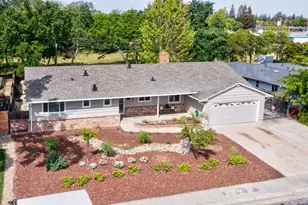 6942 S Land Park Dr, Sacramento, CA 95831 - Photo 31