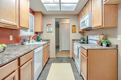 4132 Cowell Boulevard, Davis, CA 95618 - Photo 13