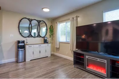 5615 Revelstok Drive #2, Sacramento, CA 95842 - Photo 11