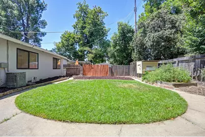 7425 Rollingwood Boulevard, Citrus Heights, CA 95621 - Photo 39
