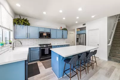 2113 Yarnell Way, Elk Grove, CA 95758 - Photo 15