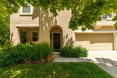 2113 Yarnell Way, Elk Grove, CA 95758 - Photo 3