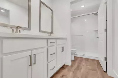 7841 Delta Shores Circle N, Sacramento, CA 95832 - Photo 13