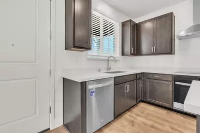7843 Delta Shores Circle N, Sacramento, CA 95832 - Photo 3