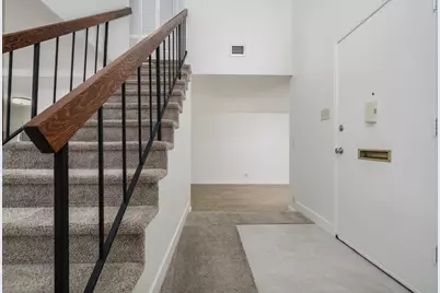 123 Fairgrounds Drive, Sacramento, CA 95817 - Photo 3