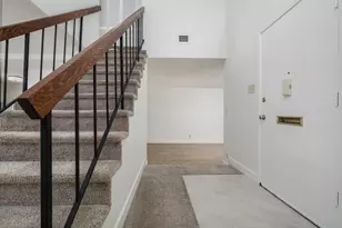 123 Fairgrounds Dr, Sacramento, CA 95817 - Photo 3