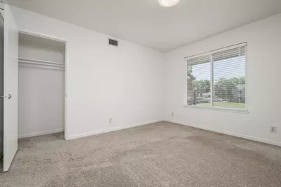 123 Fairgrounds Drive, Sacramento, CA 95817 - Photo 37
