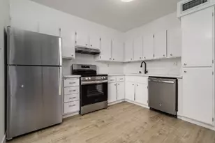 123 Fairgrounds Dr, Sacramento, CA 95817 - Photo 19