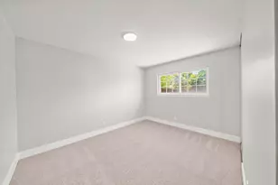 5913 Brett Dr, Sacramento, CA 95842 - Photo 27