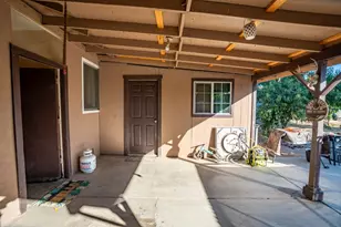 567 E St, Waterford, CA 95386 - Photo 27