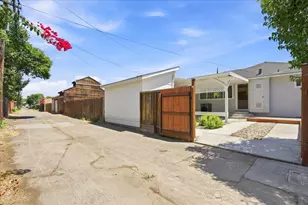 2140 Gerber Ave, Sacramento, CA 95817 - Photo 29