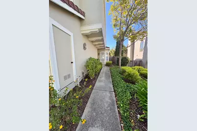 6029 Mount Hamilton Court, Castro Valley, CA 94552 - Photo 3
