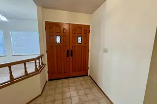 6029 Mt Hamilton Ct, Castro Valley, CA 94552 - Photo 5