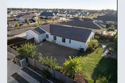 4810 Tiller Way, Roseville, CA 95747 - Photo 3