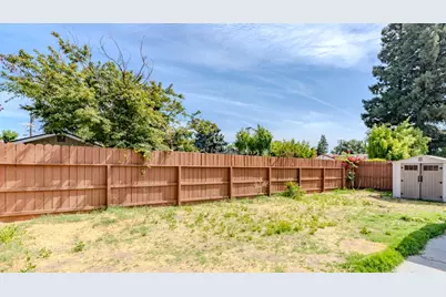 1601 Carnation Court, Modesto, CA 95355 - Photo 21
