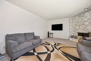 310 Bello Rio Way, Sacramento, CA 95831 - Photo 11