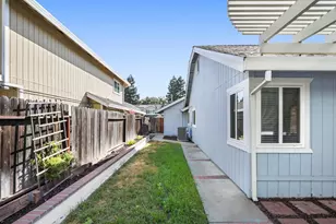 7480 Wynndel Way, Elk Grove, CA 95758 - Photo 43