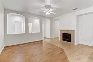 2057 N Bend Dr, Sacramento, CA 95835 - Photo 3