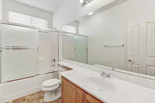 2057 N Bend Dr, Sacramento, CA 95835 - Photo 25