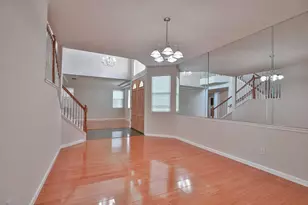 3373 Marina Cove Cir, Elk Grove, CA 95758 - Photo 17