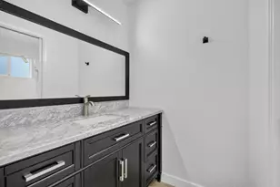 4409 Tallyho Dr, Sacramento, CA 95826 - Photo 27
