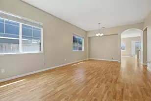 10947 Cliffside Dr, Stockton, CA 95209 - Photo 9