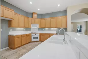 10947 Cliffside Dr, Stockton, CA 95209 - Photo 15