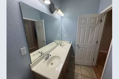 10947 Cliffside Drive, Stockton, CA 95209 - Photo 7