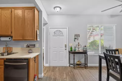 7322 York Town Place #905, Sacramento, CA 95842 - Photo 7