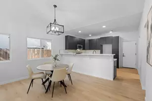 9760 Onyx Park Pl, Elk Grove, CA 95624 - Photo 13