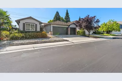 9760 Onyx Park Place, Elk Grove, CA 95624 - Photo 3