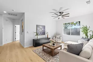 9760 Onyx Park Pl, Elk Grove, CA 95624 - Photo 11
