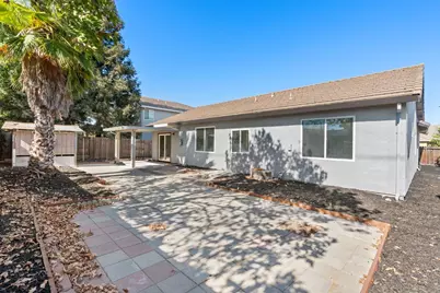 9760 Onyx Park Place, Elk Grove, CA 95624 - Photo 45