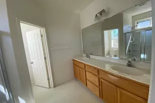 8885 Brecon Way, Elk Grove, CA 95624 - Photo 19