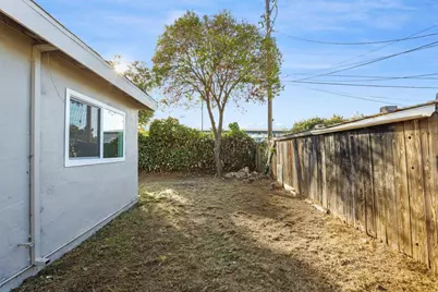 3903 Hogue Avenue, Stockton, CA 95204 - Photo 37