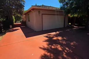2303 Moreing Rd, Stockton, CA 95204 - Photo 25