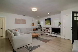 941 53rd St, Sacramento, CA 95819 - Photo 3