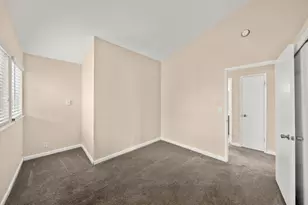 4774 Camino Royale Dr, Sacramento, CA 95823 - Photo 11