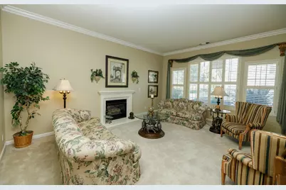 2813 Kingman Court, Modesto, CA 95355 - Photo 9