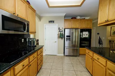 2813 Kingman Court, Modesto, CA 95355 - Photo 15