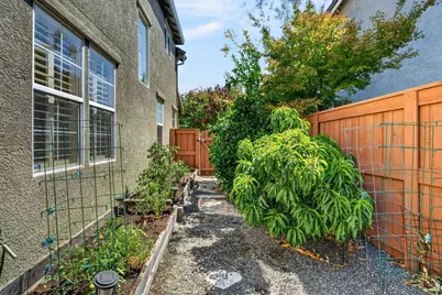 1739 Portola Court, Davis, CA 95616 - Photo 33