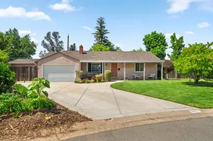 3077 Bertis Dr, Sacramento, CA 95821 - Photo 3