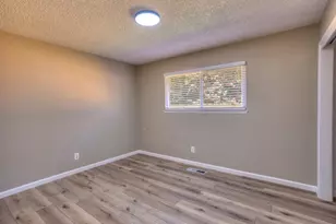 2300 E Hawkeye Ave, Turlock, CA 95380 - Photo 17